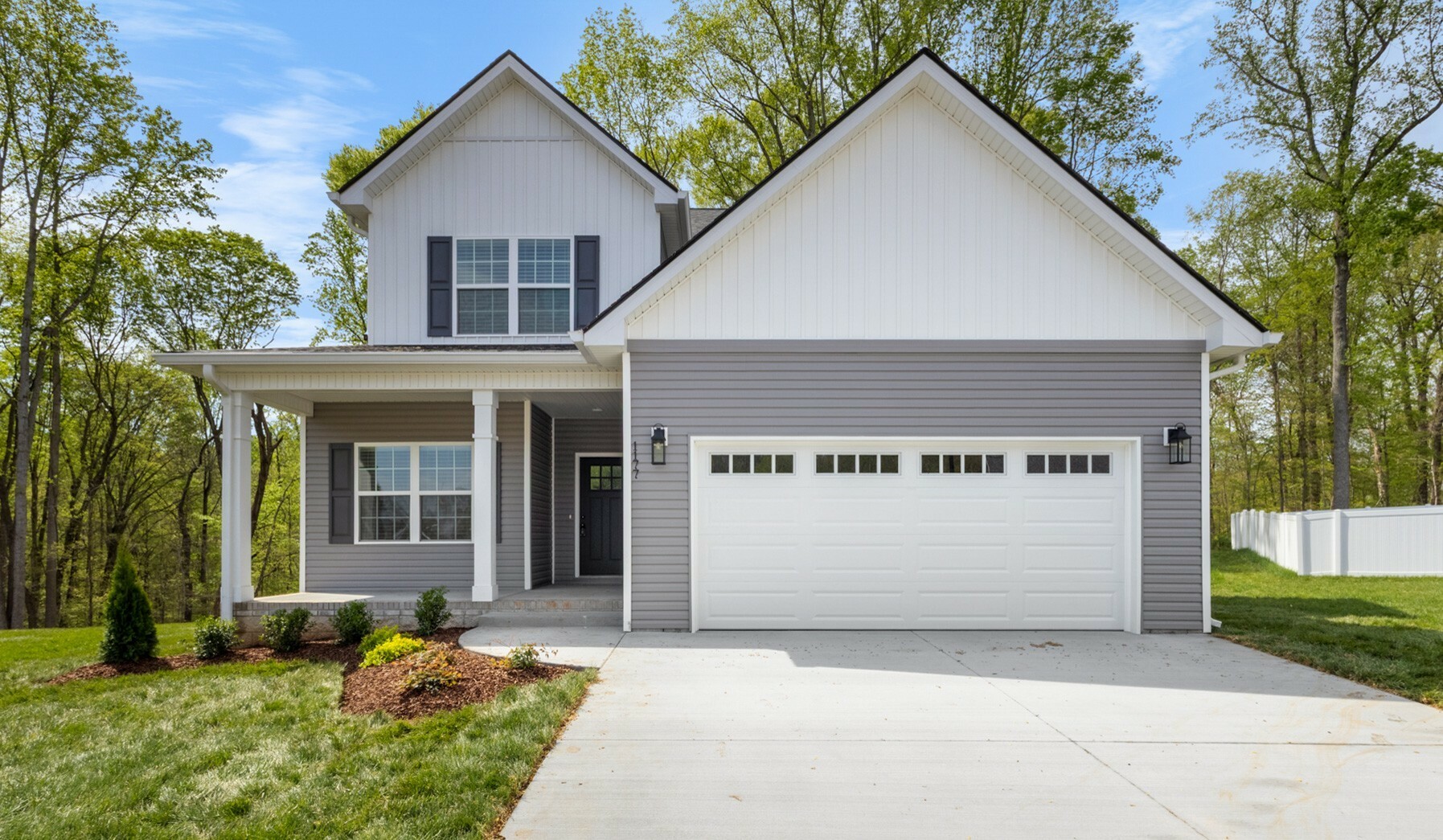 Property Photo: 532 Canyon View Court TN 37040