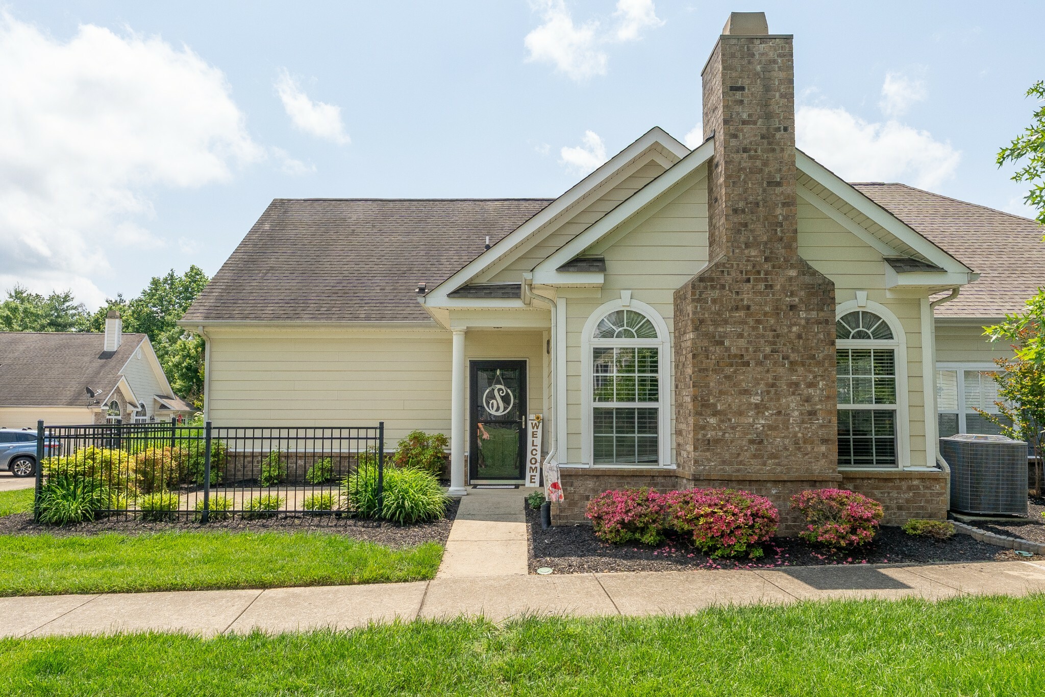 Property Photo:  825 S Browns Ln 1904  TN 37066 