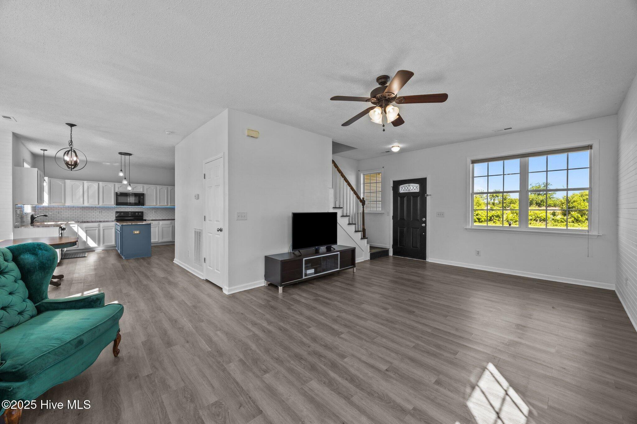 Property Photo: 106 Hardin Drive NC 28555