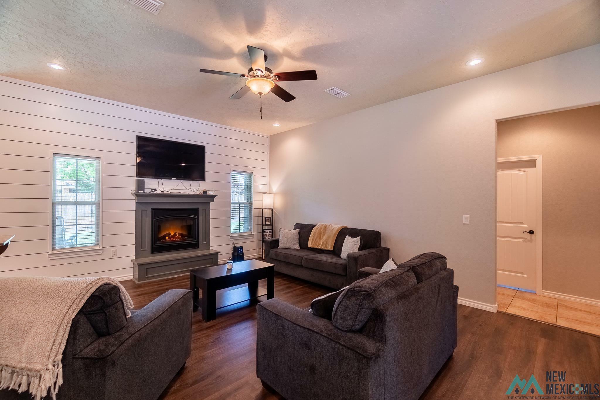 Property Photo: 604 Sara Layne Street NM 88101