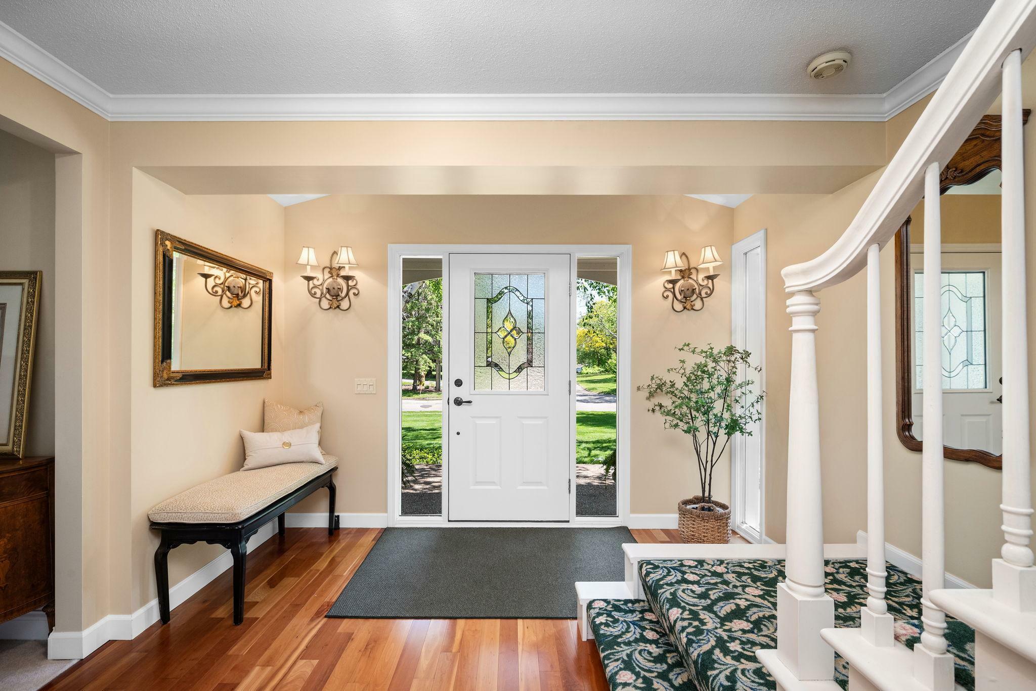 Property Photo: 2135 Shadyview Lane N MN 55447