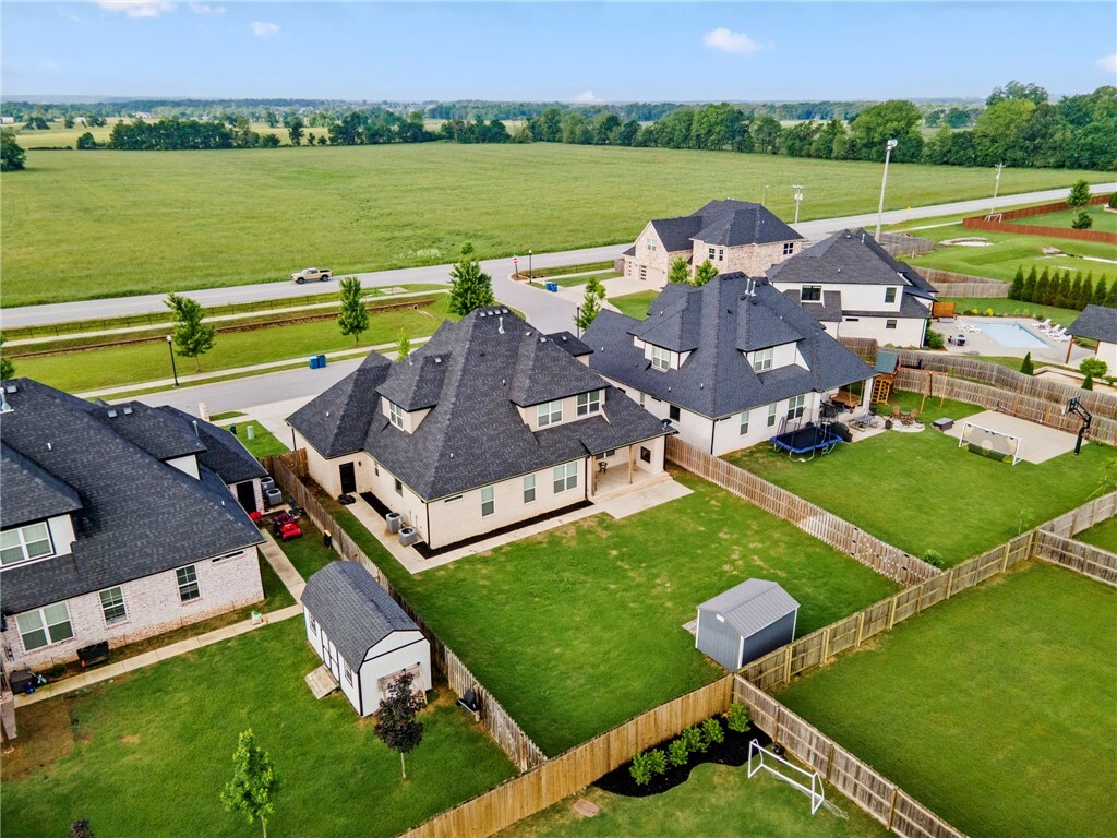 Property Photo: 1408 SW Breeze Court AR 72713
