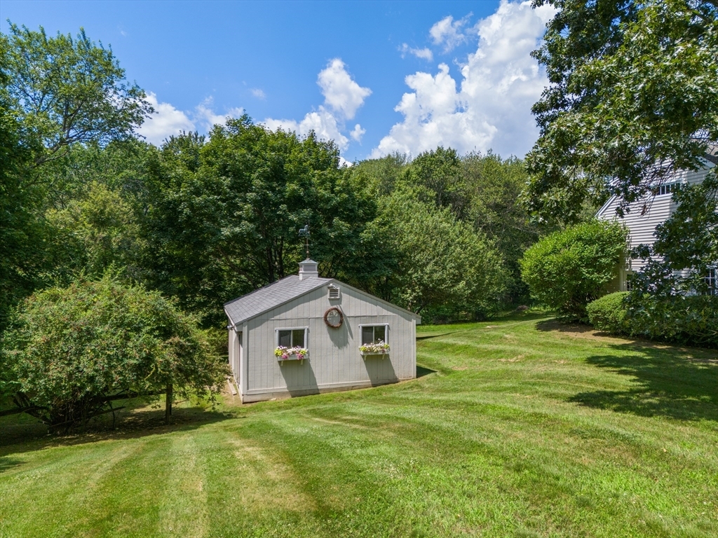 Property Photo:  10 Ward Lane  MA 01770 