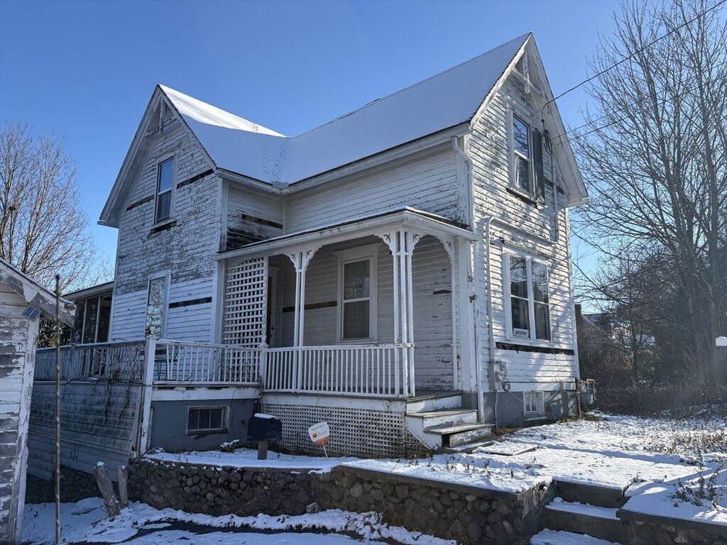 Property Photo:  351 County Rd  RI 02806 