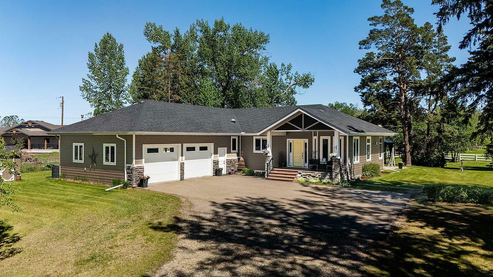 Property Photo: 38039 C&Ampe Trail AB T4E 1R9