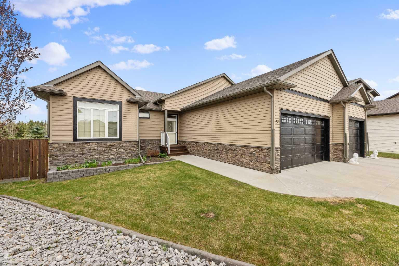 Property Photo: 22 Vermont Close AB T4H 0C3