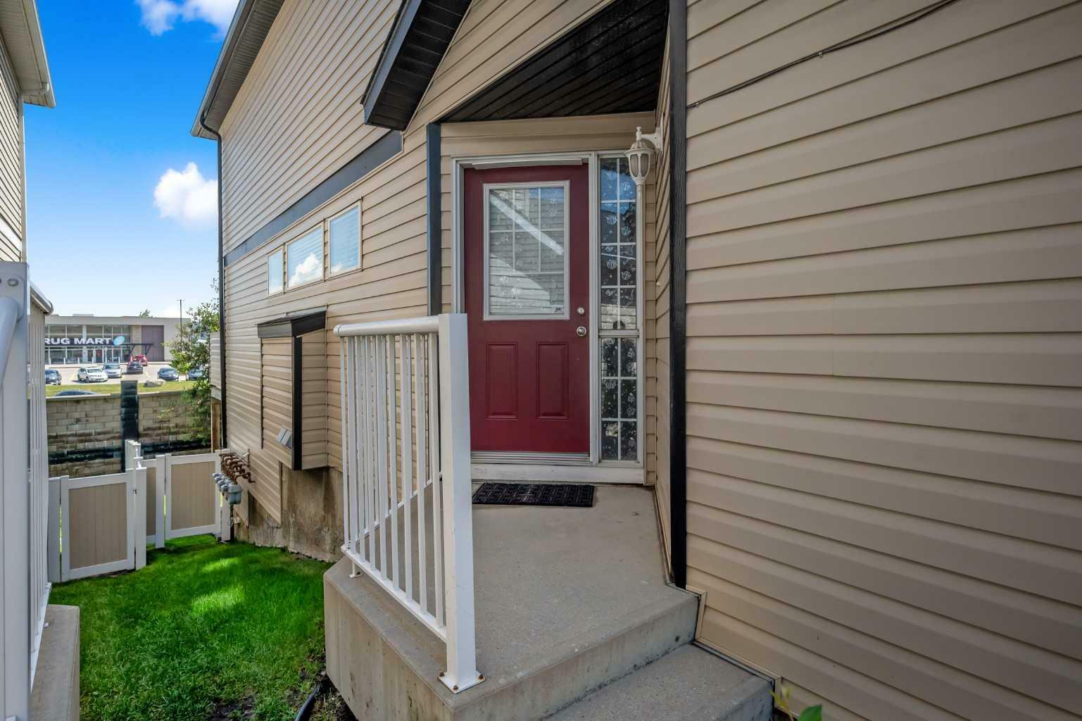Property Photo: 177 Royal Birch Mount NW AB T3G 5W7