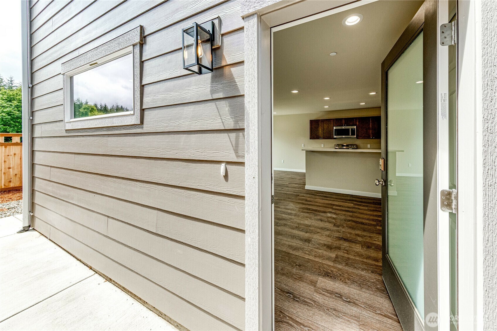 Property Photo: 204 Creekside Drive WA 98362