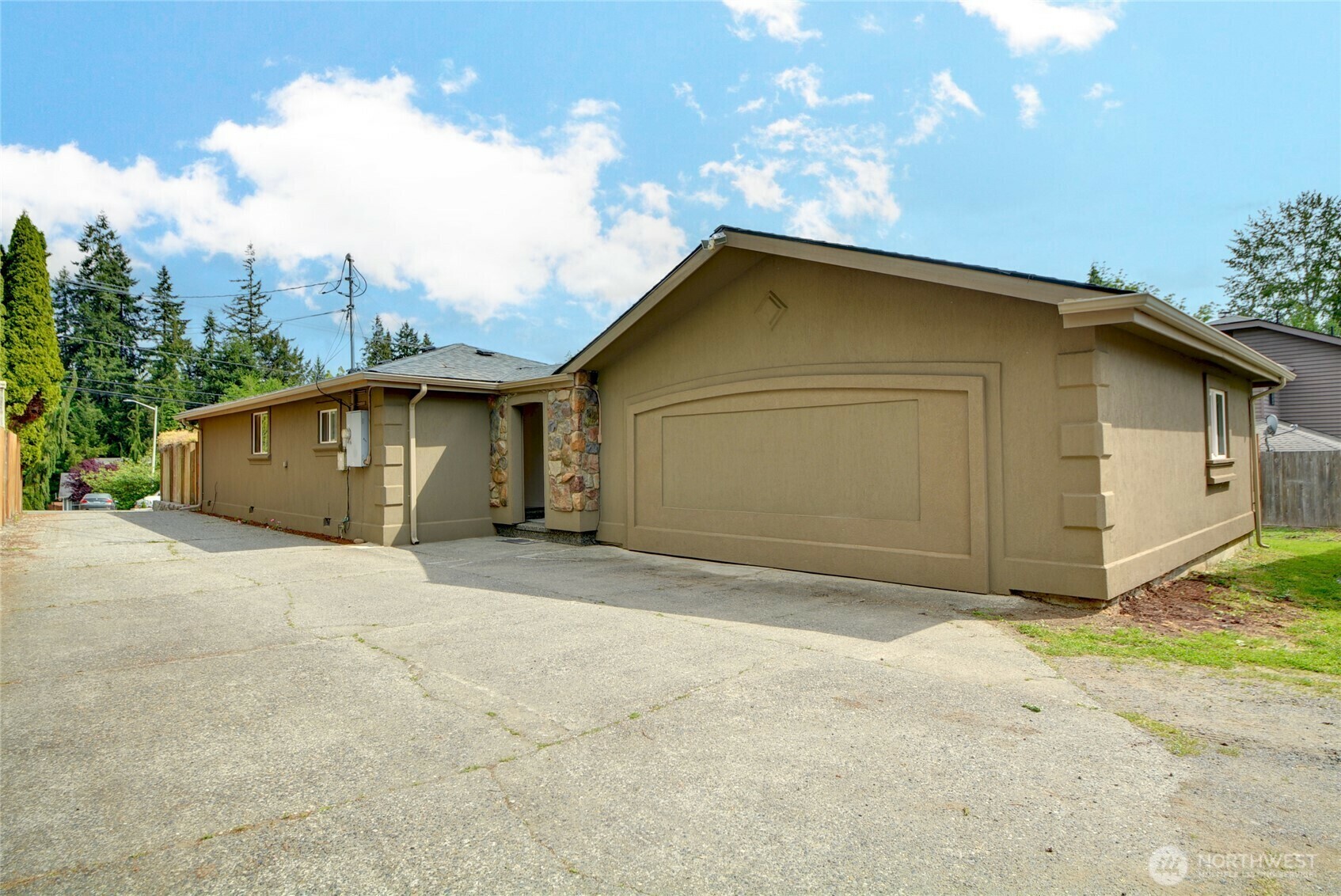 Property Photo: 2502 110th Street SE WA 98208