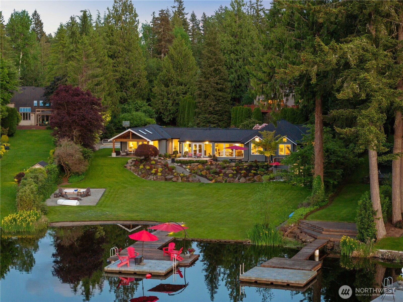 Property Photo: 2045 E Beaver Lake Drive SE WA 98075