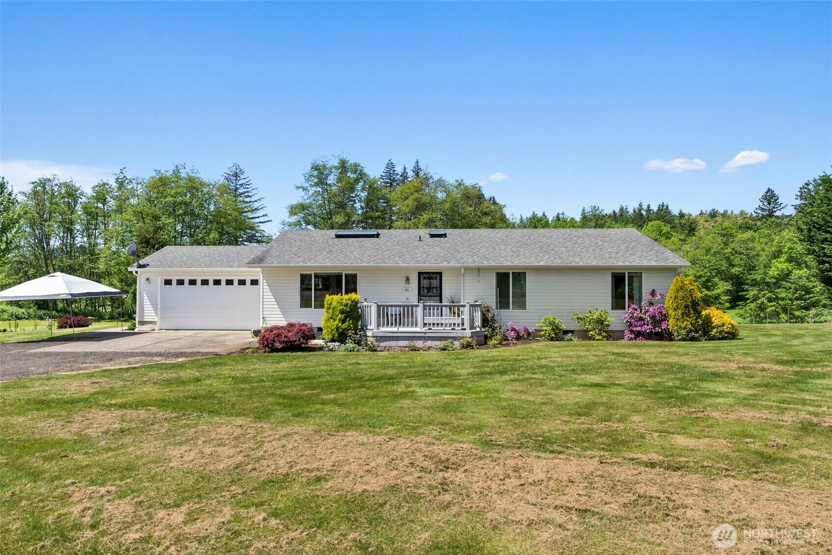 Property Photo: 401 Huntting Road WA 98585