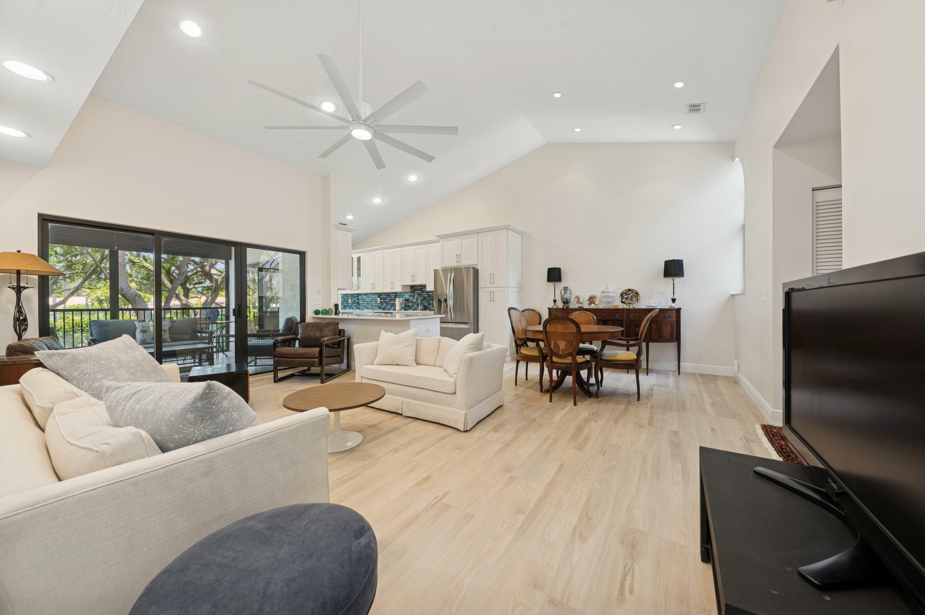 Property Photo: 17340 Boca Club 702 Boulevard 702 FL 33487
