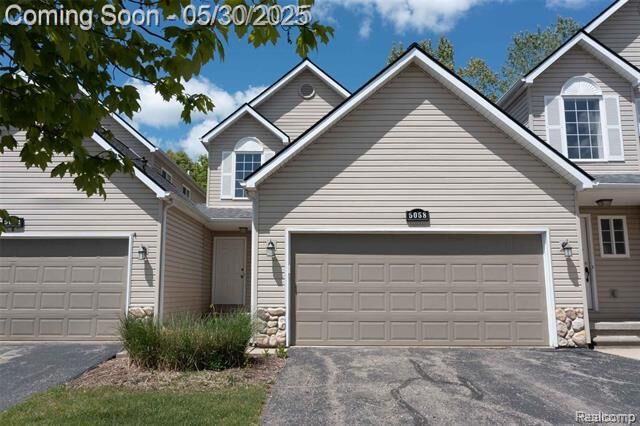 Property Photo: 5058 Clintonville Pines Drive MI 48346