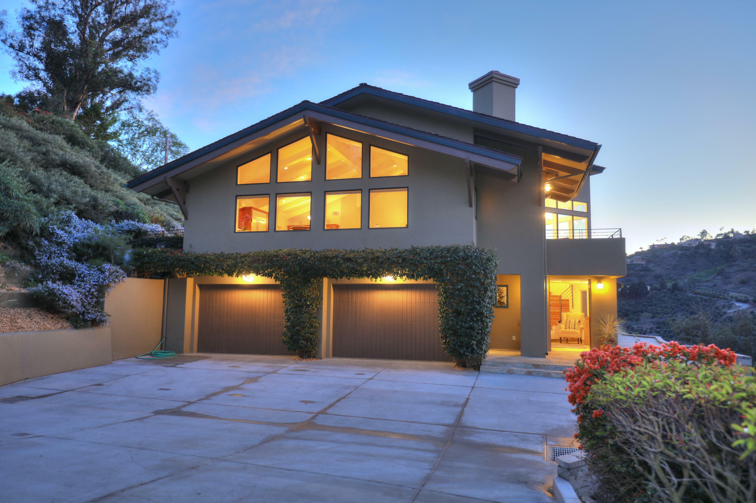 Property Photo:  62 Canon View Road  CA 93108 