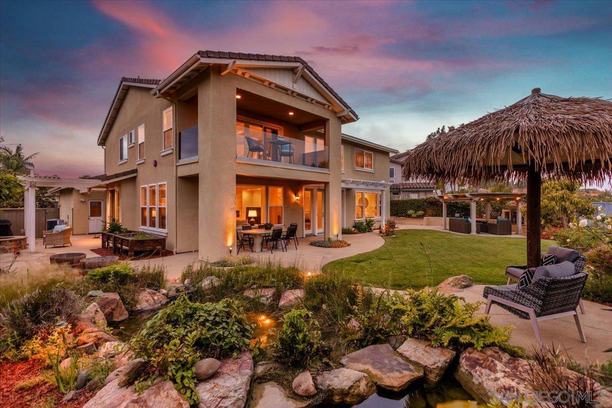 Property Photo: 473 Sandalwood Ct CA 92024
