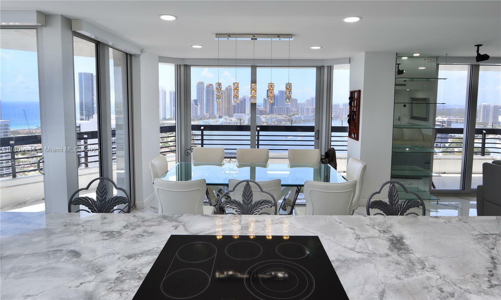 Property Photo: 3500 Mystic Pointe Dr 3906 FL 33180