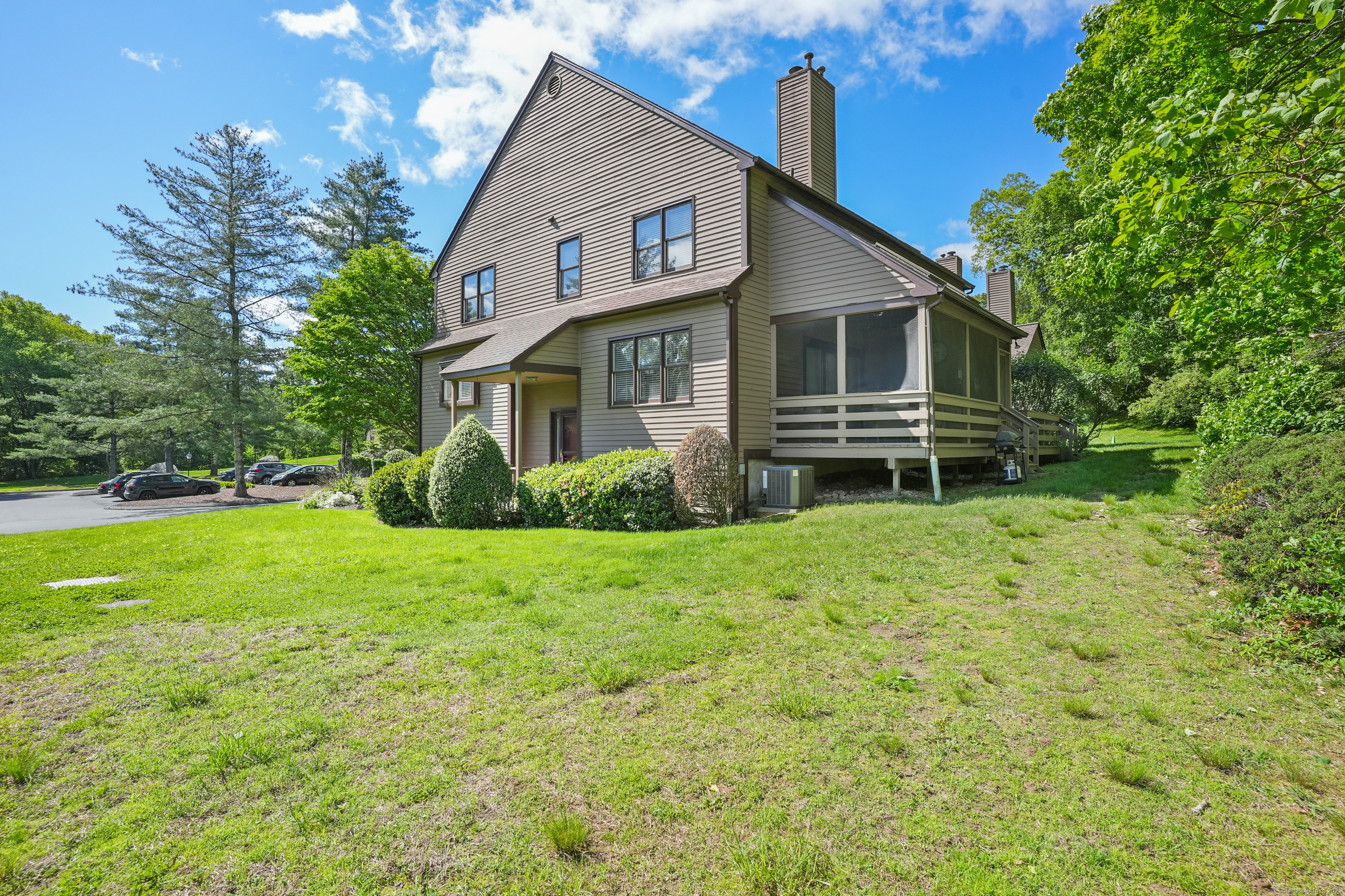 Property Photo: 17 Hollow Tree Lane 17 CT 06468