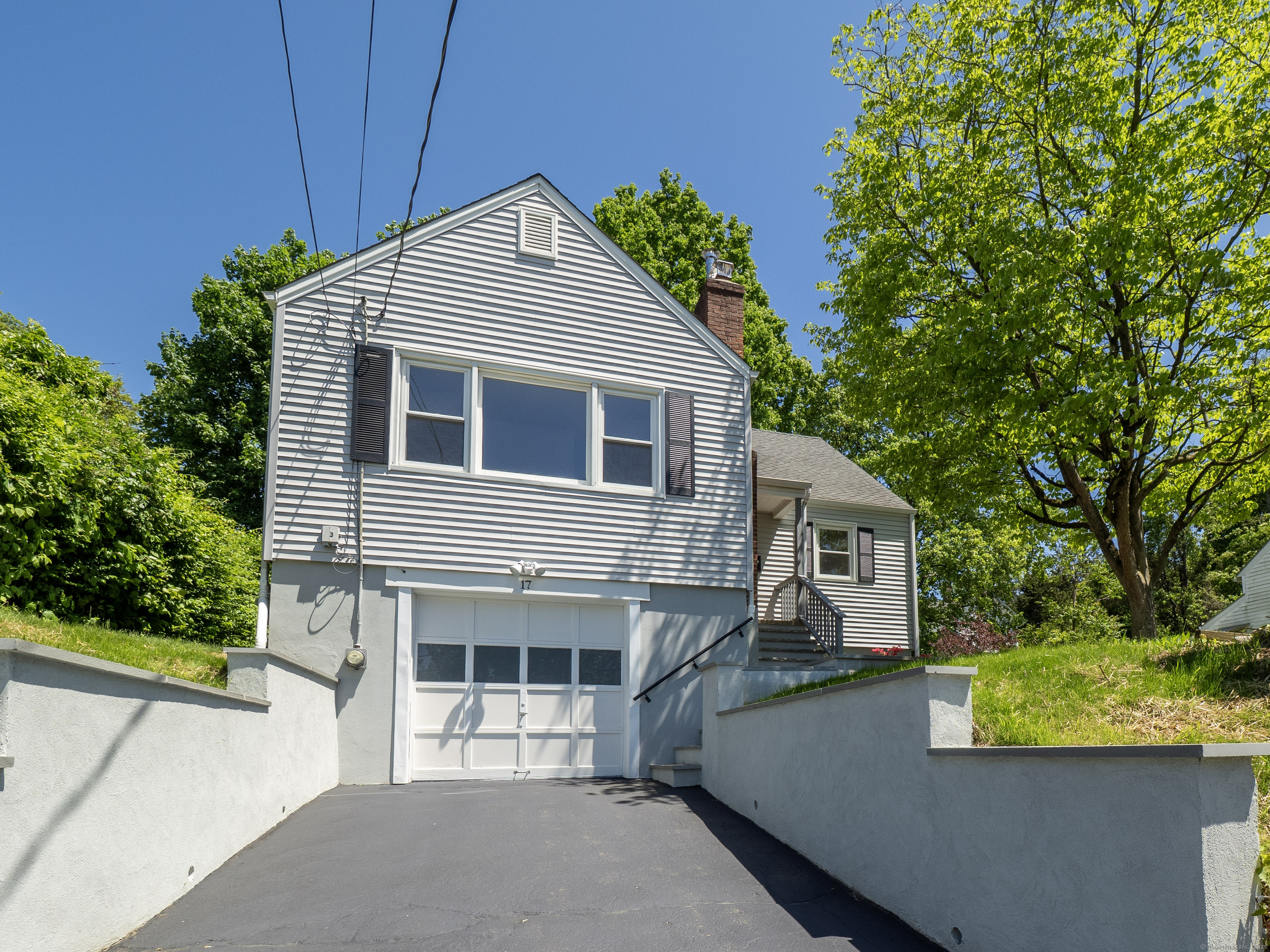 17 Hayes Avenue  Norwalk CT 06855 photo