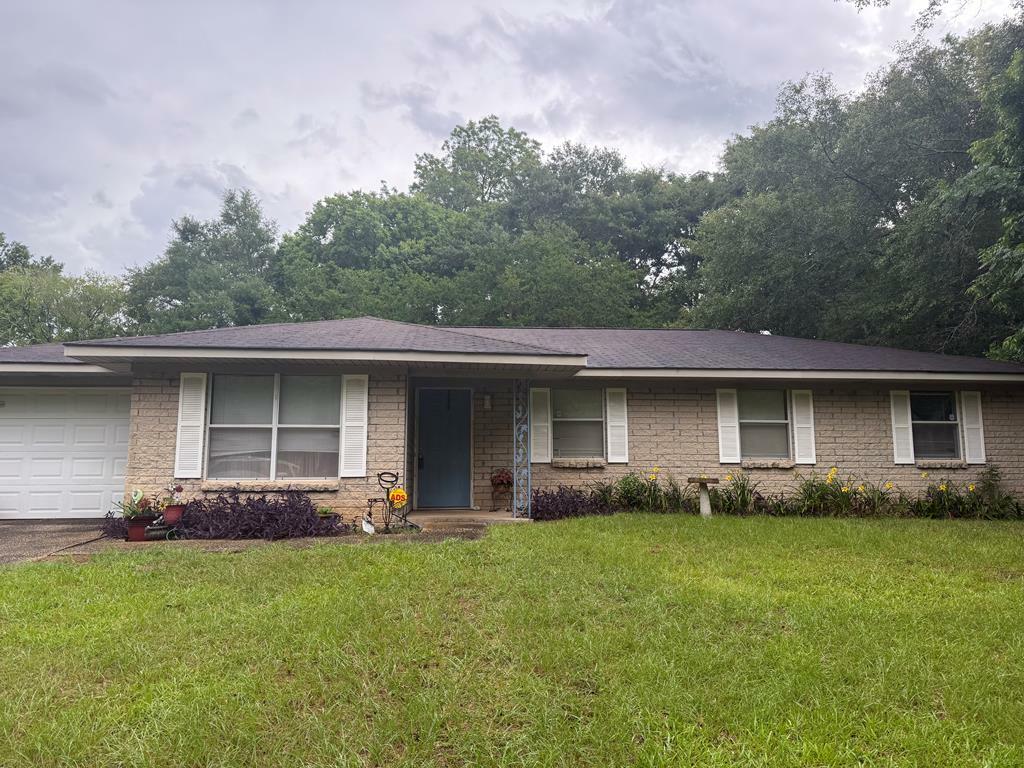 Property Photo: 162 Dale Circle AL 36350