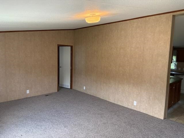 Property Photo: 202 Little Oak Court AL 36303