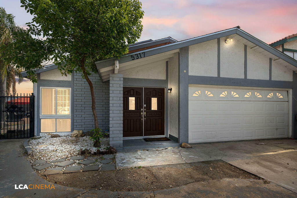 Property Photo:  5317 Eastridge Court  CA 93306 
