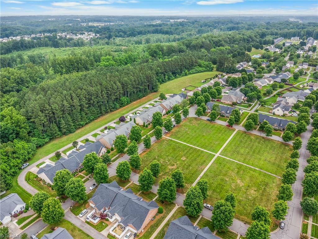 Property Photo: 1627 Crestlawn Trail NC 27040
