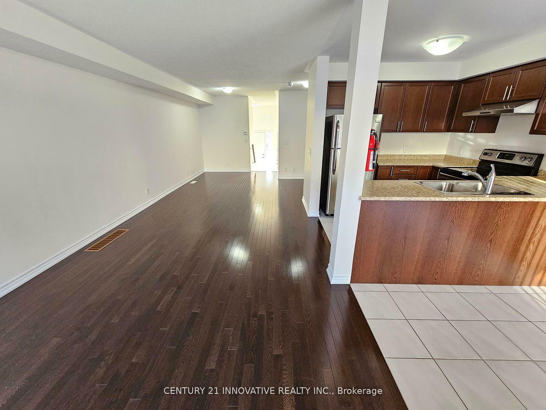 Photo de la propriété: 2469 Hill Rise Court ON L1L 0J5