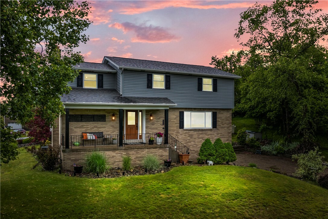Property Photo: 200 Sunrise Dr PA 15642