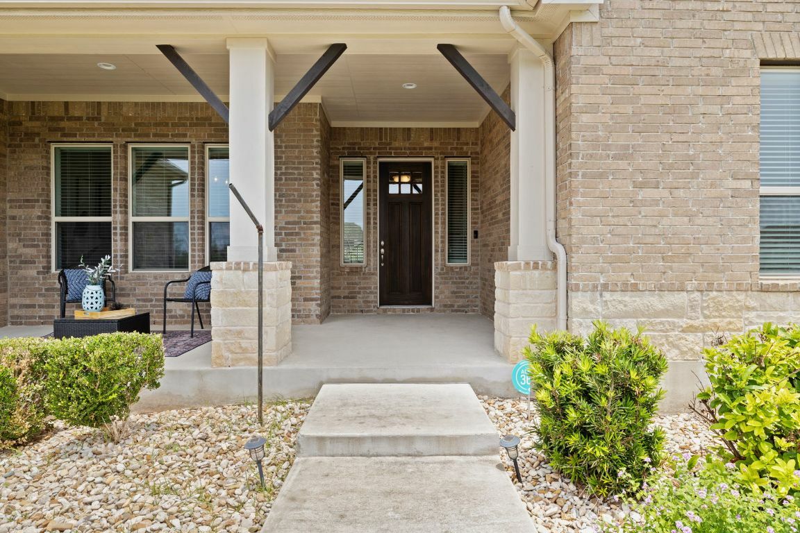 Property Photo: 269 Call Drive TX 78737