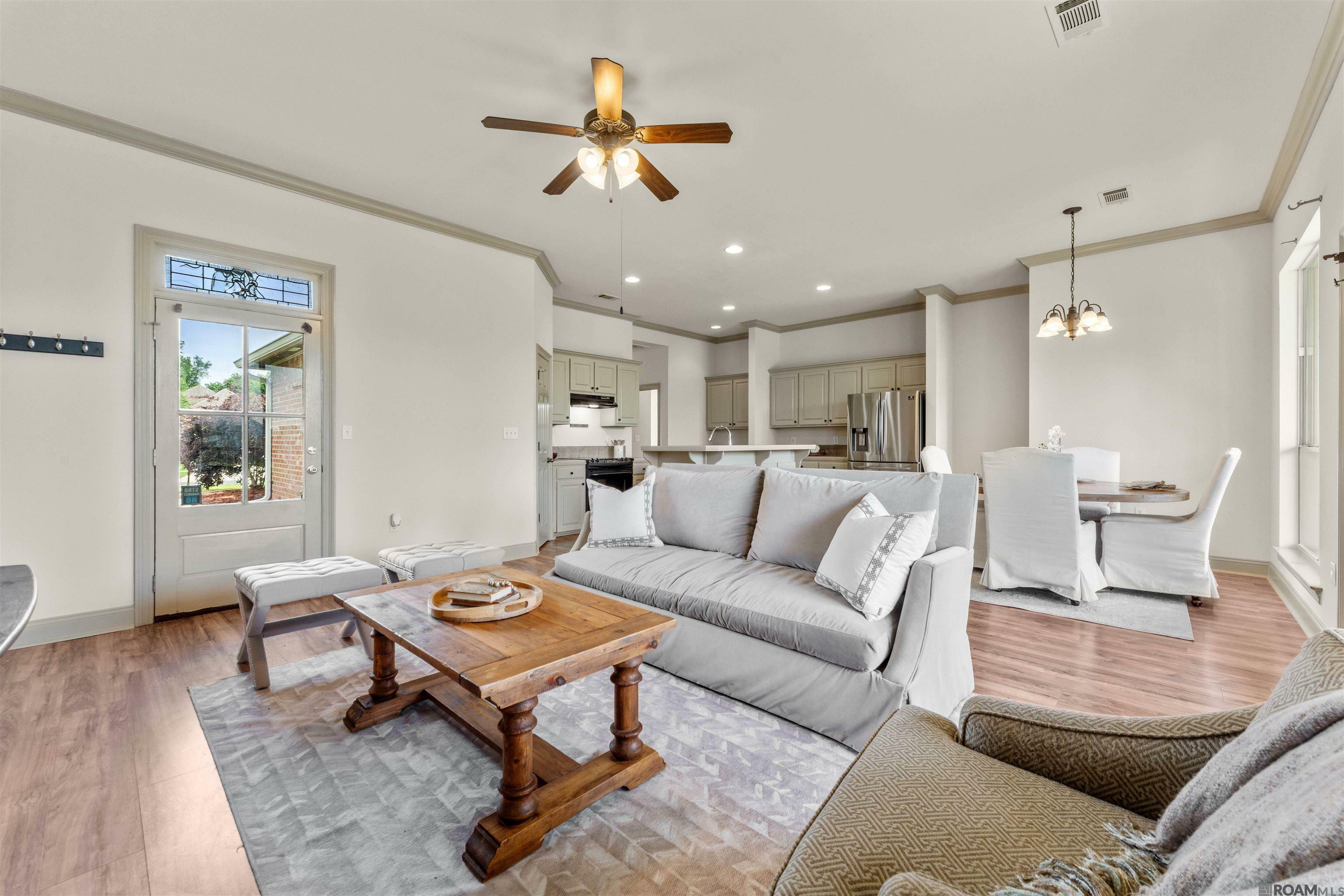 Property Photo: 2821 Nicholson Lake Dr LA 70810