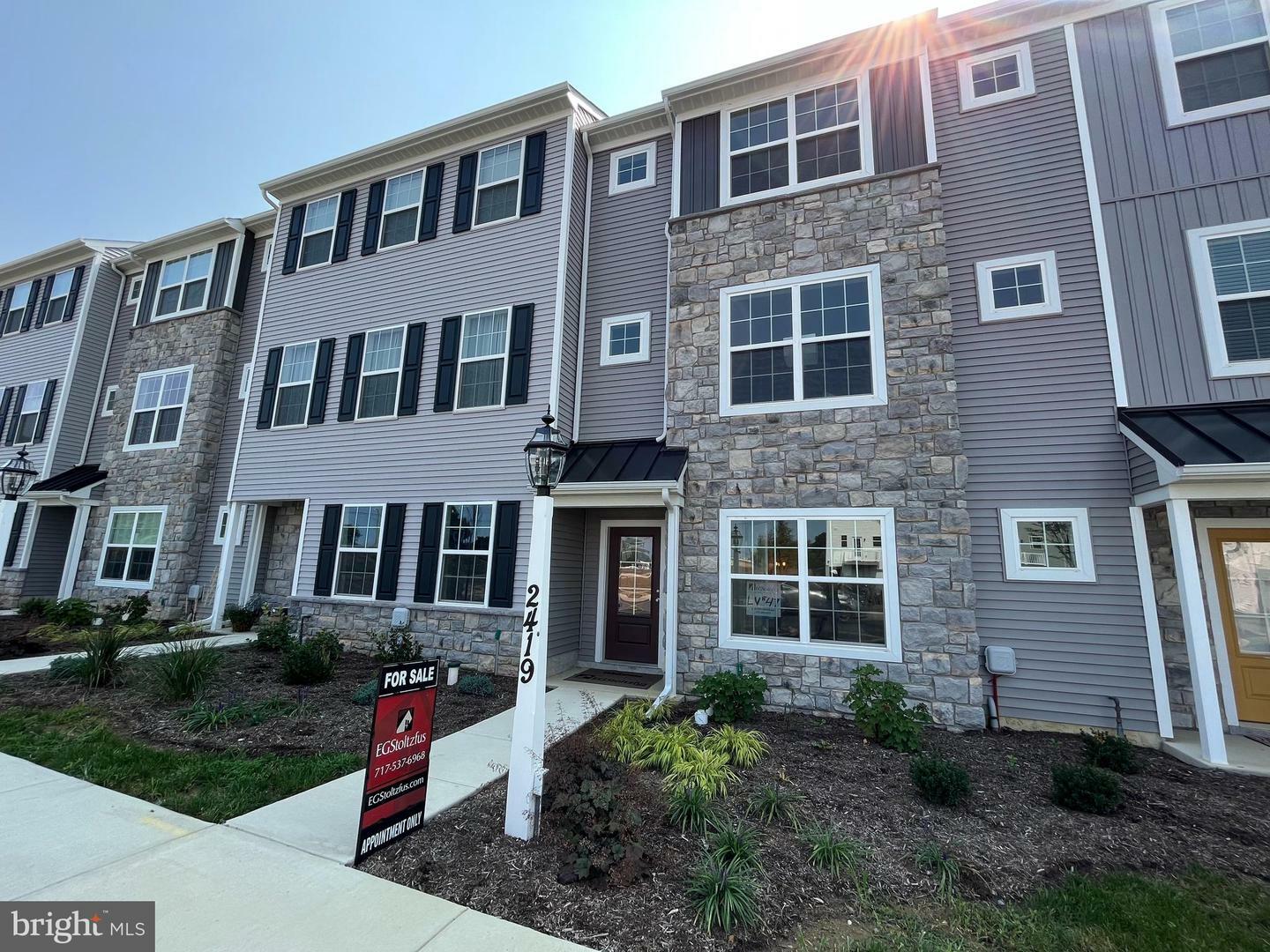 Property Photo: 2467 Spring Water Circle PA 17601