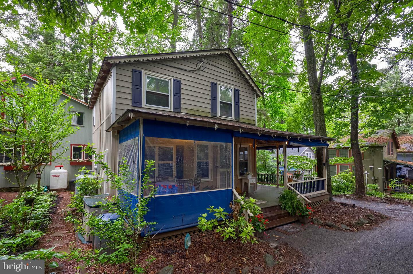 Property Photo: 302 6th Street PA 17064