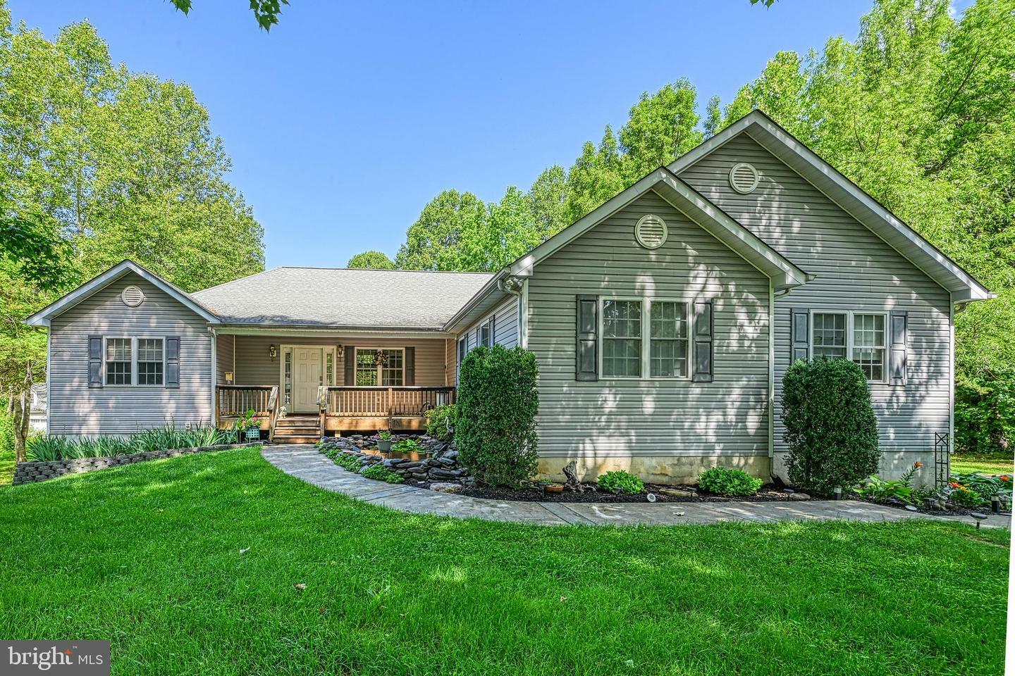 Property Photo: 2406 Valentine Drive VA 23024