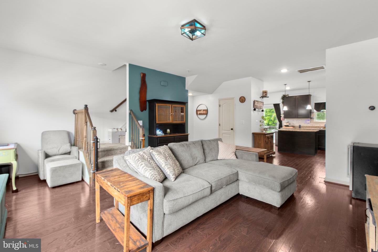 Property Photo: 2422 Drake Lane VA 22408