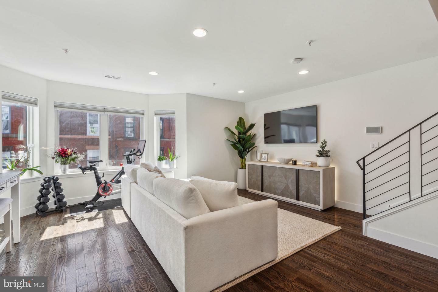 Property Photo: 912 N 16th Street C PA 19130