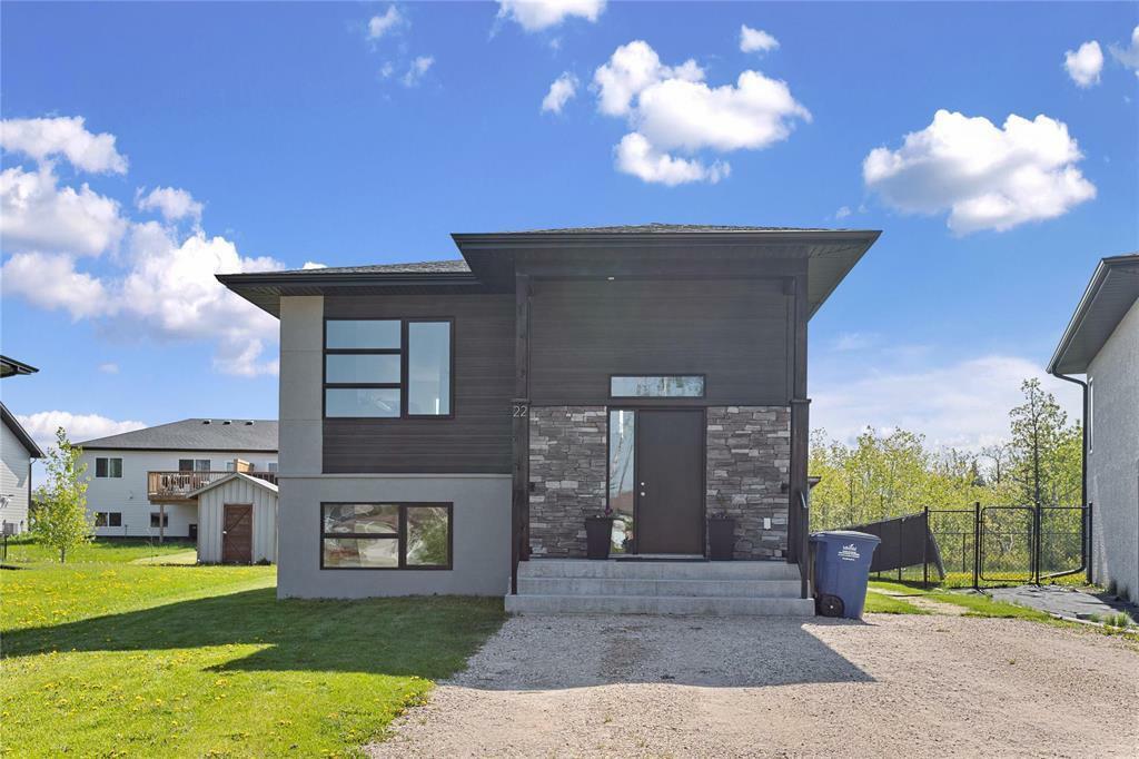 Property Photo:  22 Annenfeld Village Road  MB R0A 0V0 