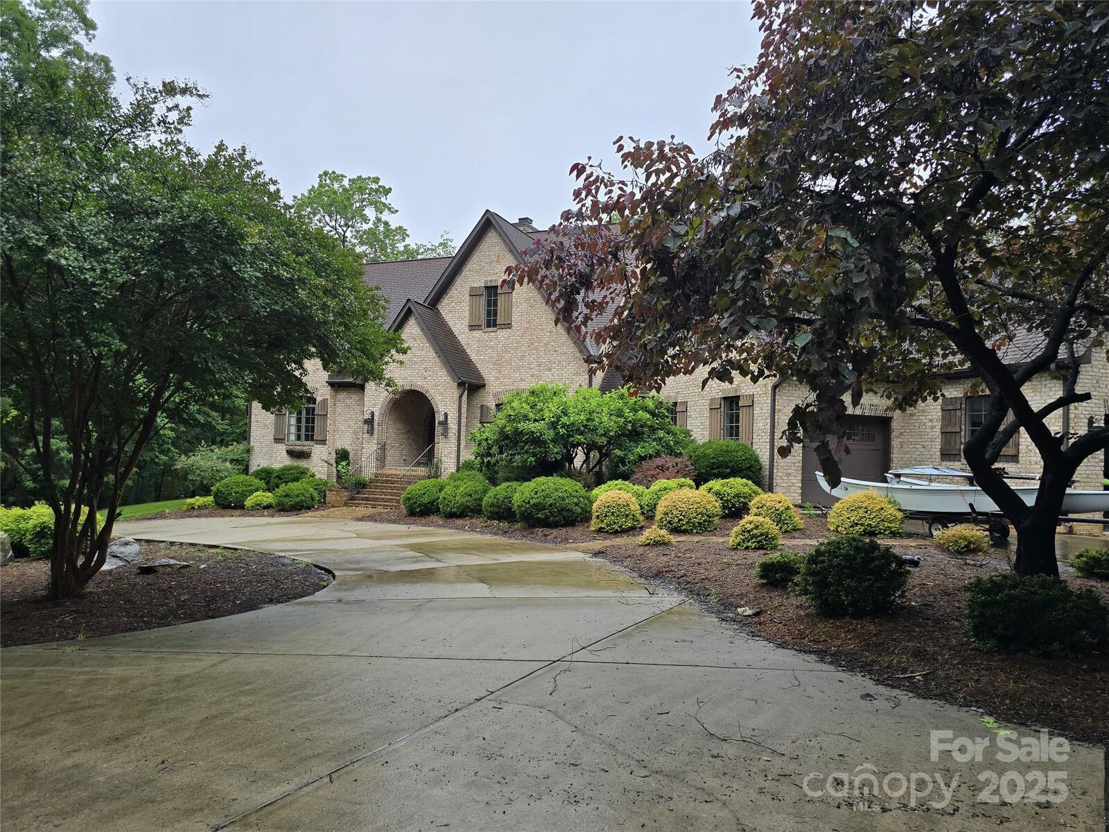 Property Photo:  185 Point View Court  NC 27239 