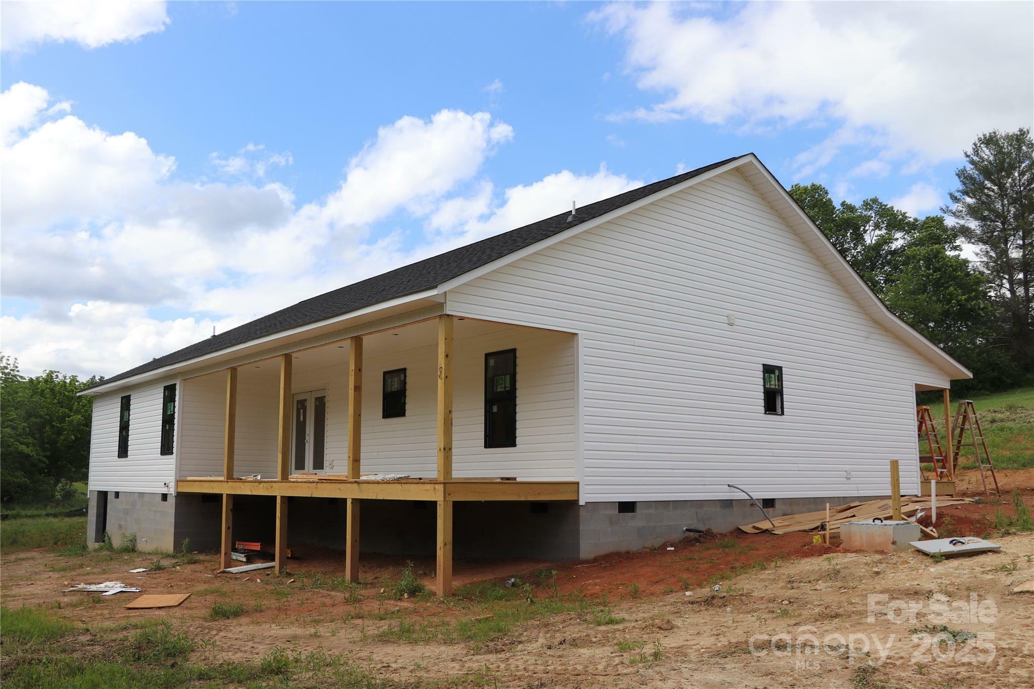 Property Photo: 632 Morlin Acres Drive NC 28753