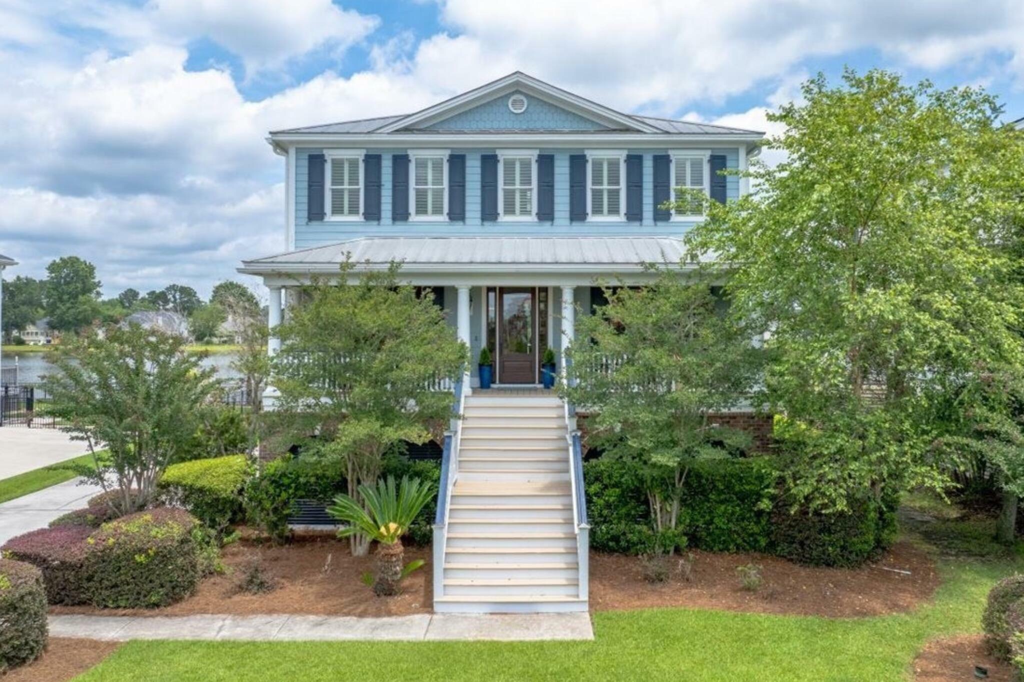 Property Photo: 1597 Rivertowne Country Club Drive SC 29466
