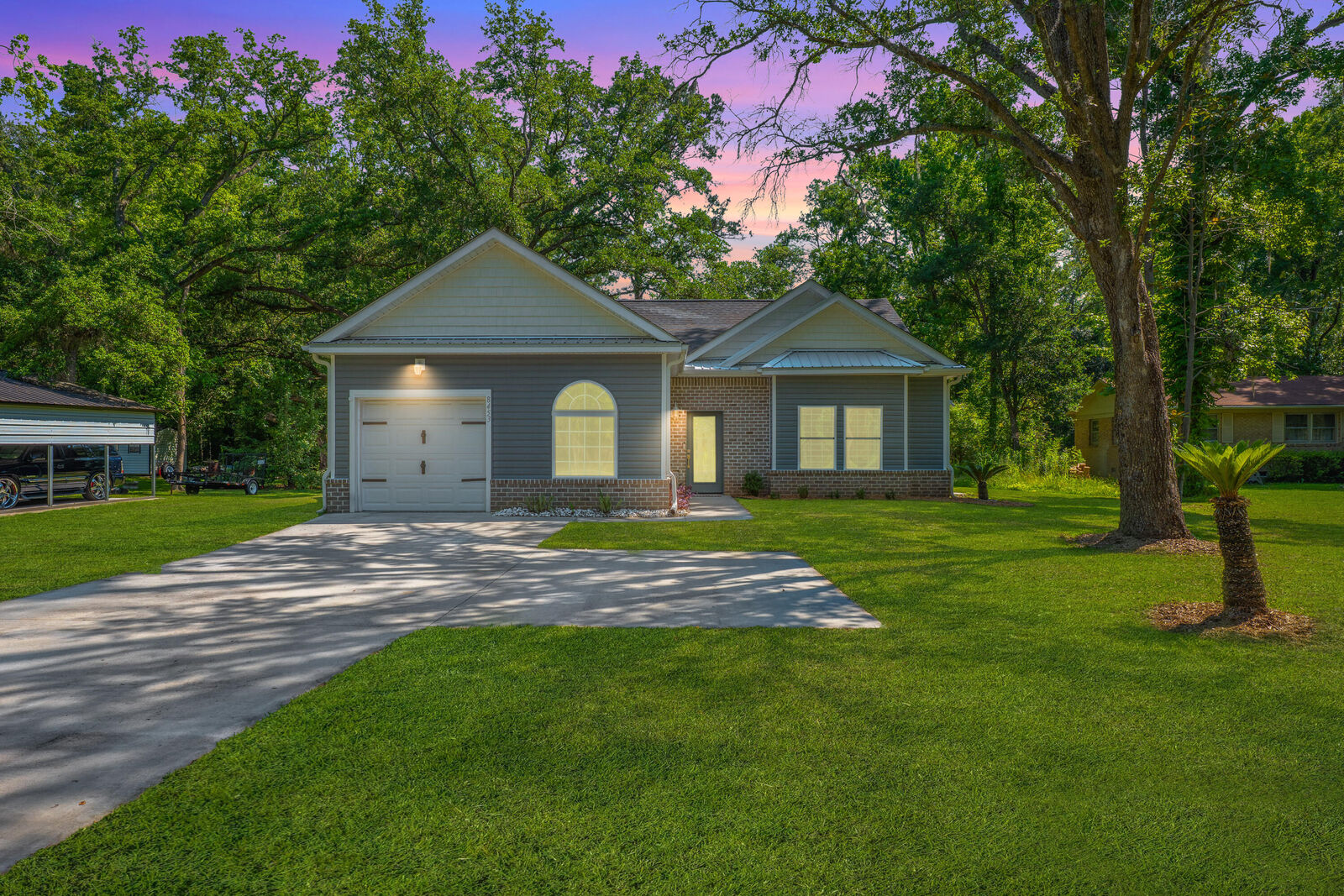 Property Photo:  8453 Charleston Highway  SC 29488