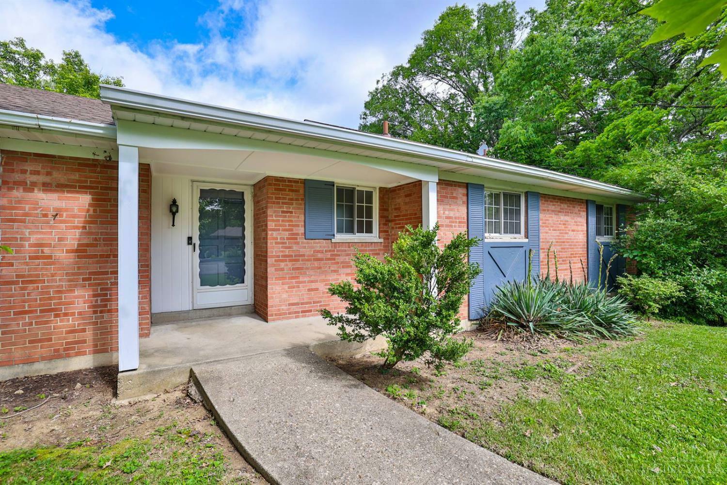 Property Photo: 1885 Forest View Court OH 45233