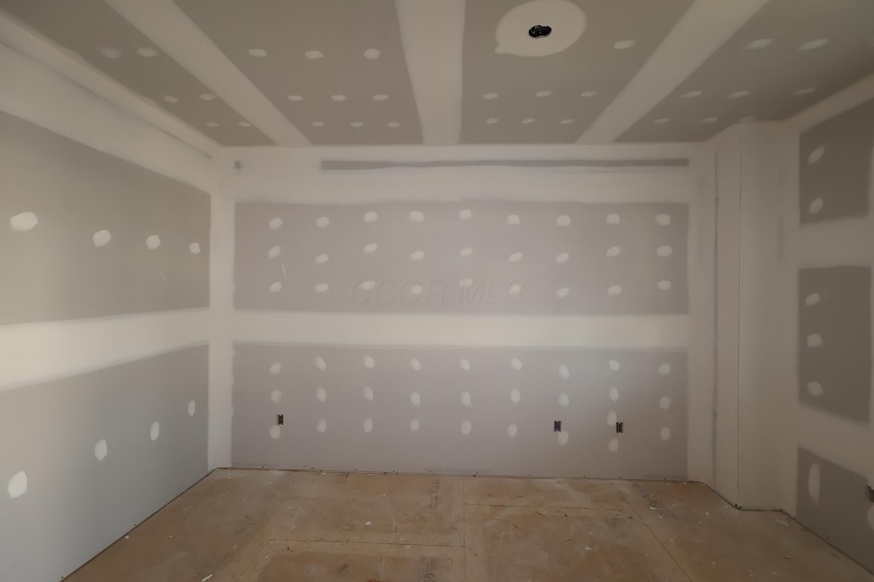 Property Photo: 140 Sienna Glenn Drive OH 43035