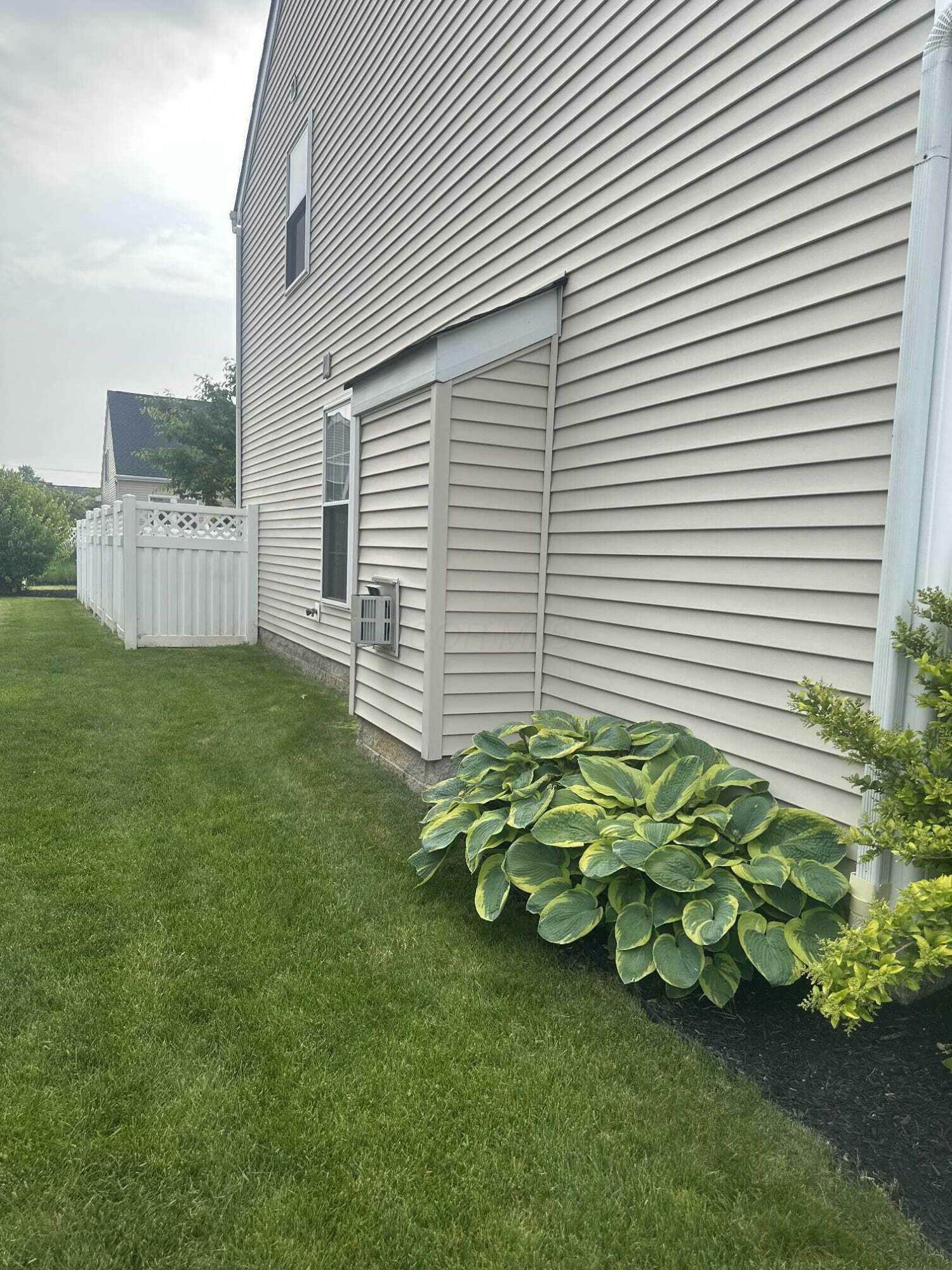 Property Photo: 6641 Steen Street OH 43110