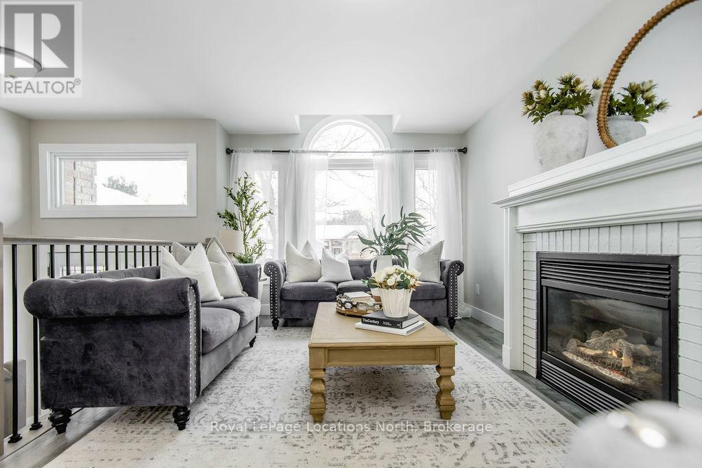 Property Photo:  1 Timberland Crescent  ON L9Z 1G7 