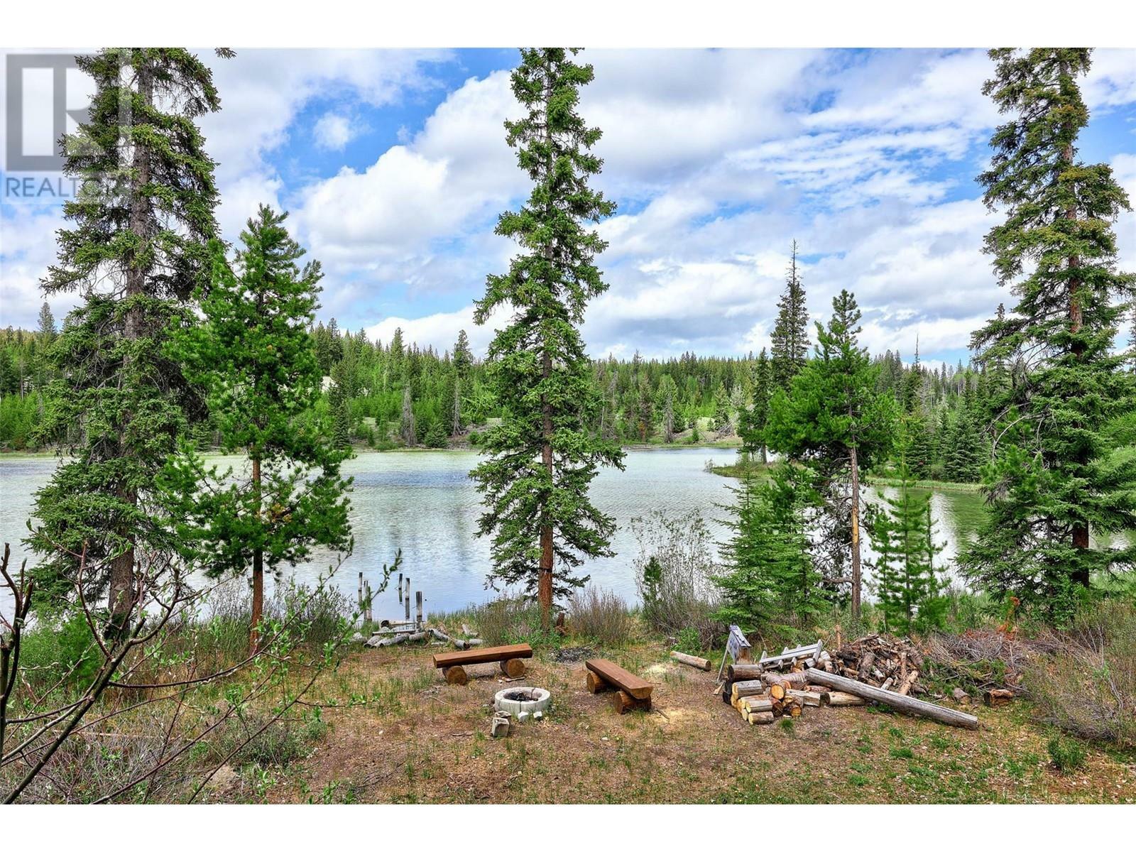 Property Photo: 5485 Lac Le Jeune Road 14 BC V1S 1A1