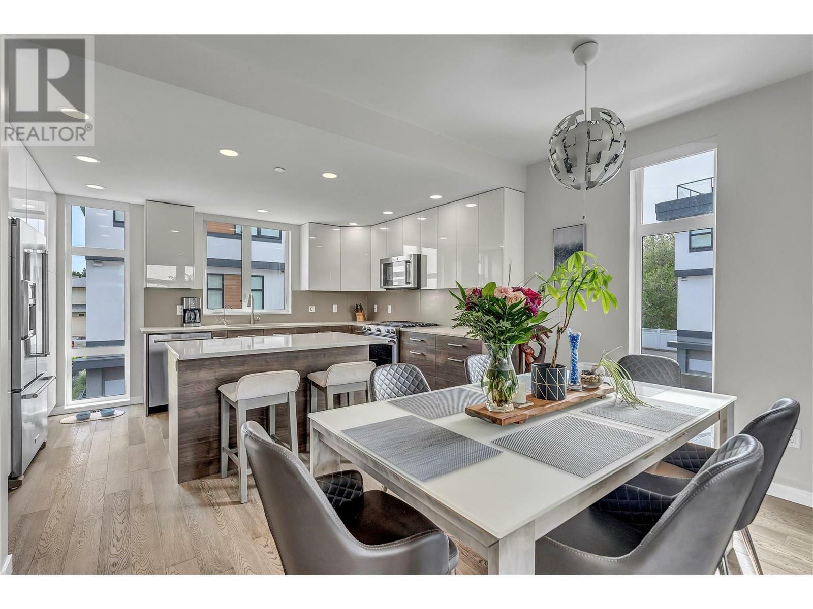 Property Photo:  1515 Highland Drive North 34  BC V1Y 0C9 