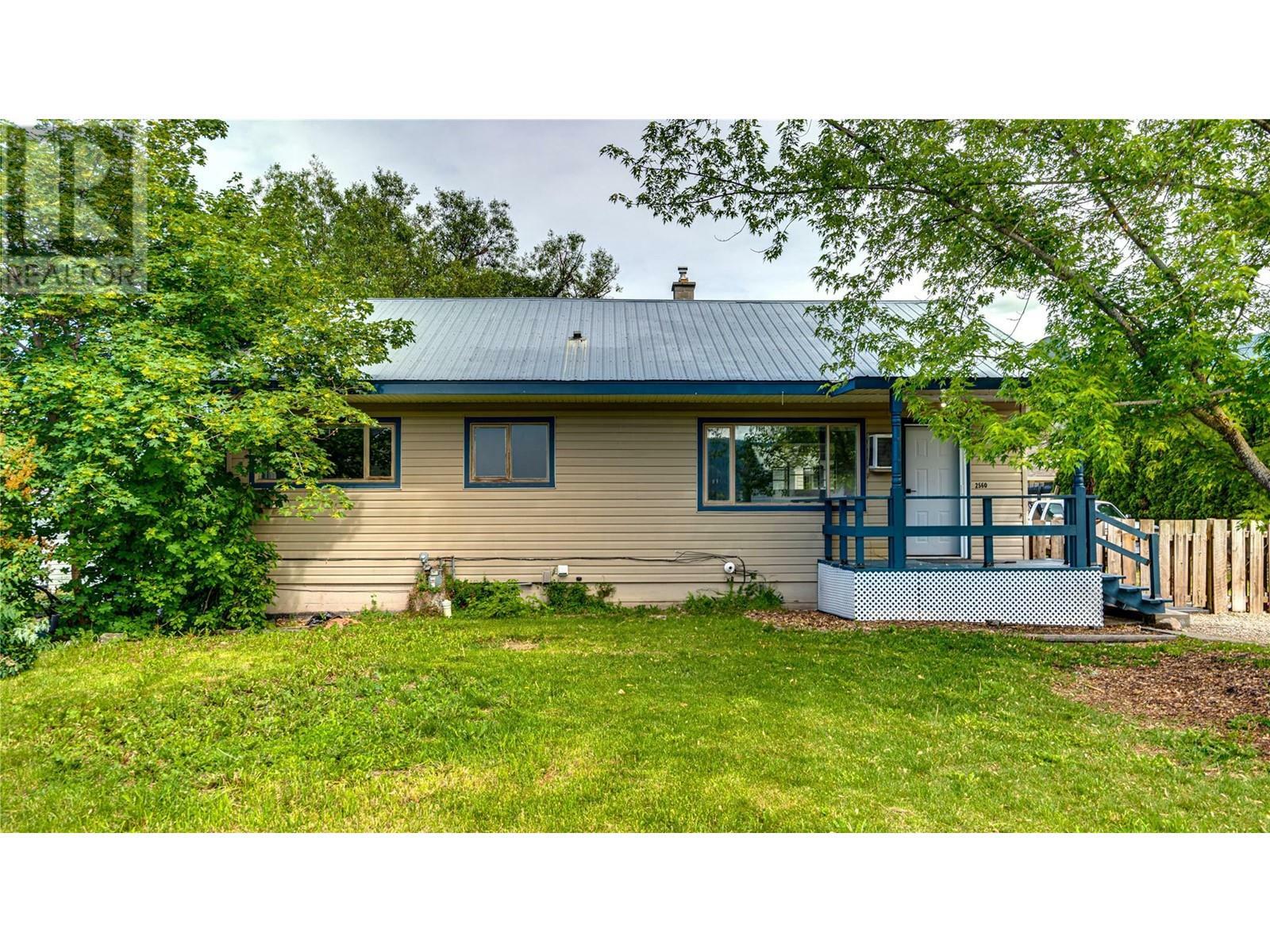 Property Photo: 2560 Colony Street BC V0E 1B2