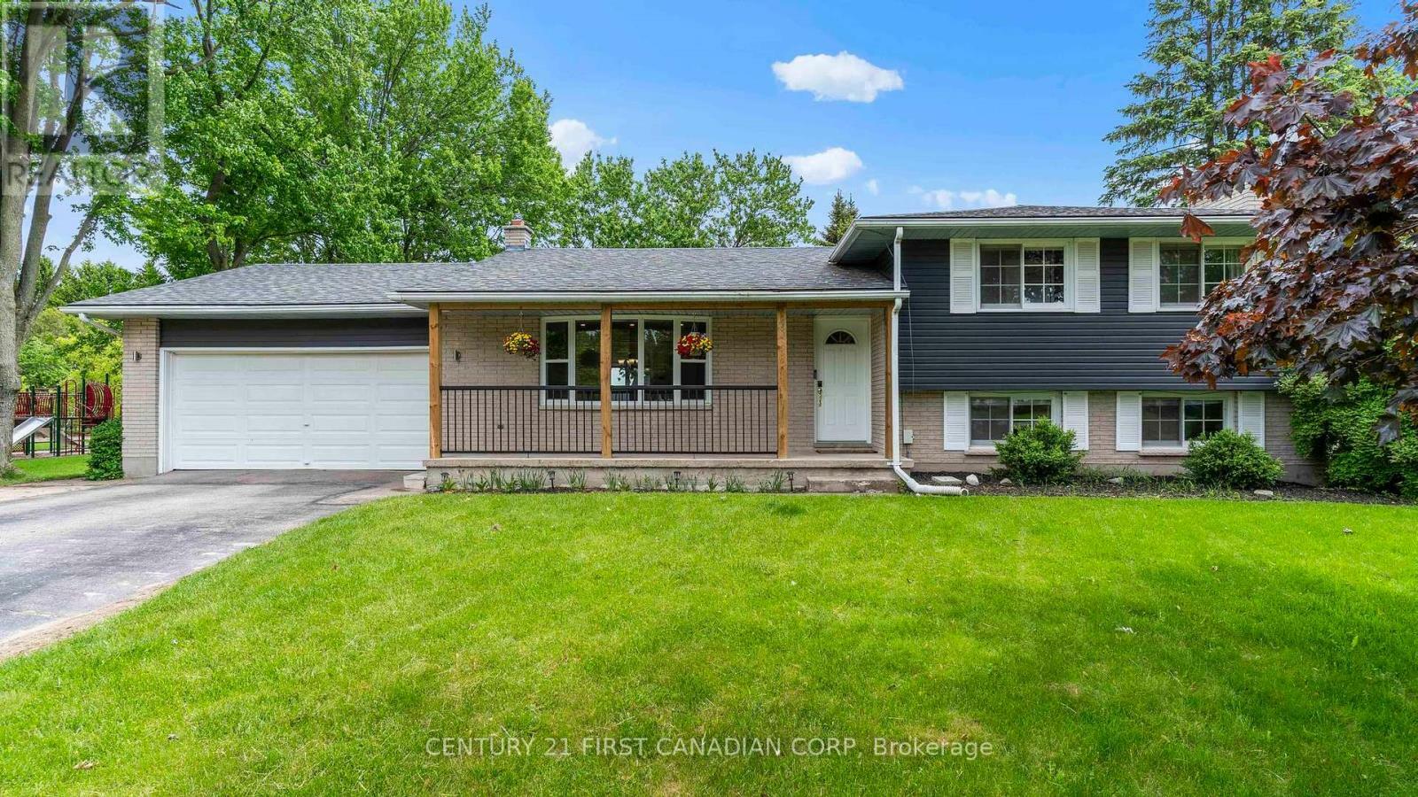 Property Photo: 741 Glover Crescent ON N0L 1W0
