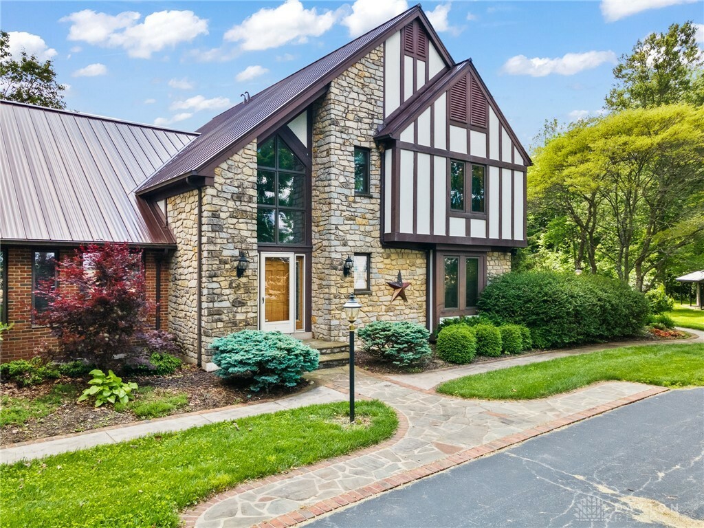 Property Photo: 8997 Hollansburg Sampson Road OH 45304