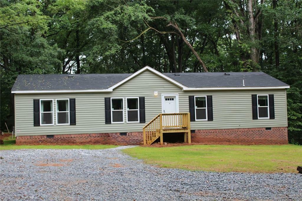 Property Photo: 2713 Brays Lake Road GA 30662